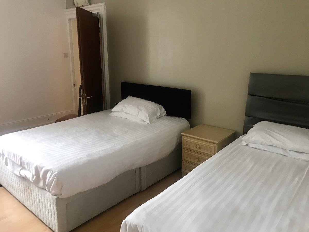 نيوكاسل أبون تاين The New Clifton House Hotel الغرفة الصورة
